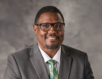 Photo of Kevin Brooks